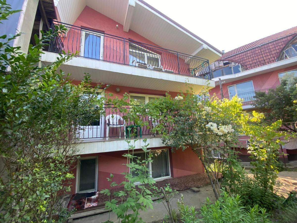 Ardelean Apartment Oradea Exteriör bild